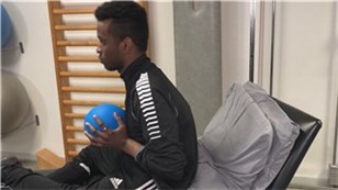 Sit-up m. aflevering (udgangspos.)