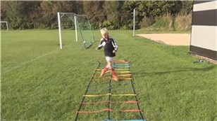 Kryds ben - træning af hurtige fødder ved retningsskift