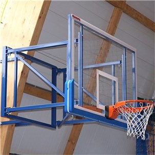 Basketball vægudhæng med sidelæns indsving