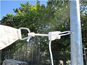 Beslag til jernstolpe