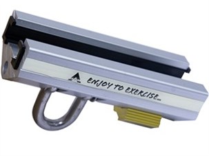 Beslag til multifunktion skinne