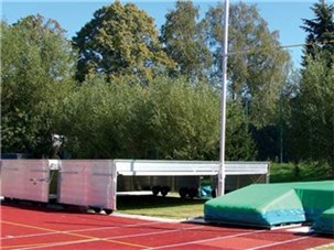 Cover i fuldsvejset alu. til stangspringsmåtte