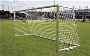 Fuldsvejste fodboldmål 8 mands