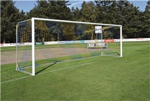 Fuldsvejste liga mål 11 mands.