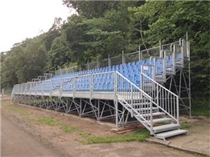 Mobile tribune m/plads til 204 tilskuer