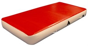 Tilløbskasser i luft 500x150x30 cm.