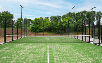 Nyt padelanlæg med to padelbaner fra A-Sport